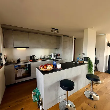 Exceptional Contemporary In
